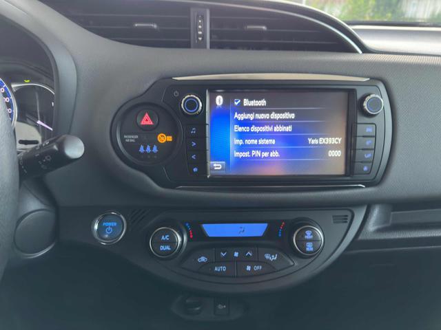 TOYOTA Yaris 1.5 Hybrid 5 porte Active AUTOMATICA PER NEOPATENT