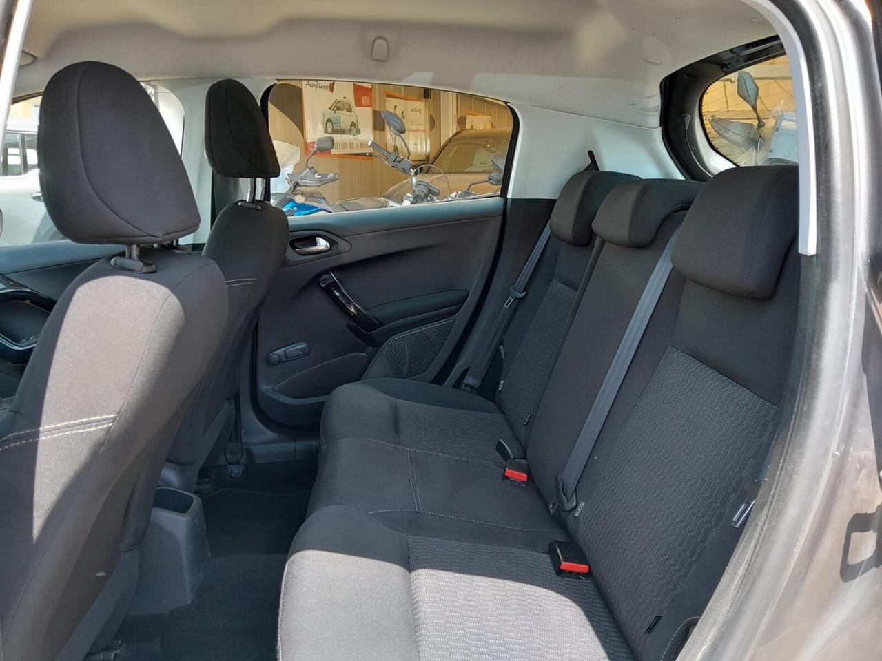 Peugeot 208 PureTech 82 5 porte Active