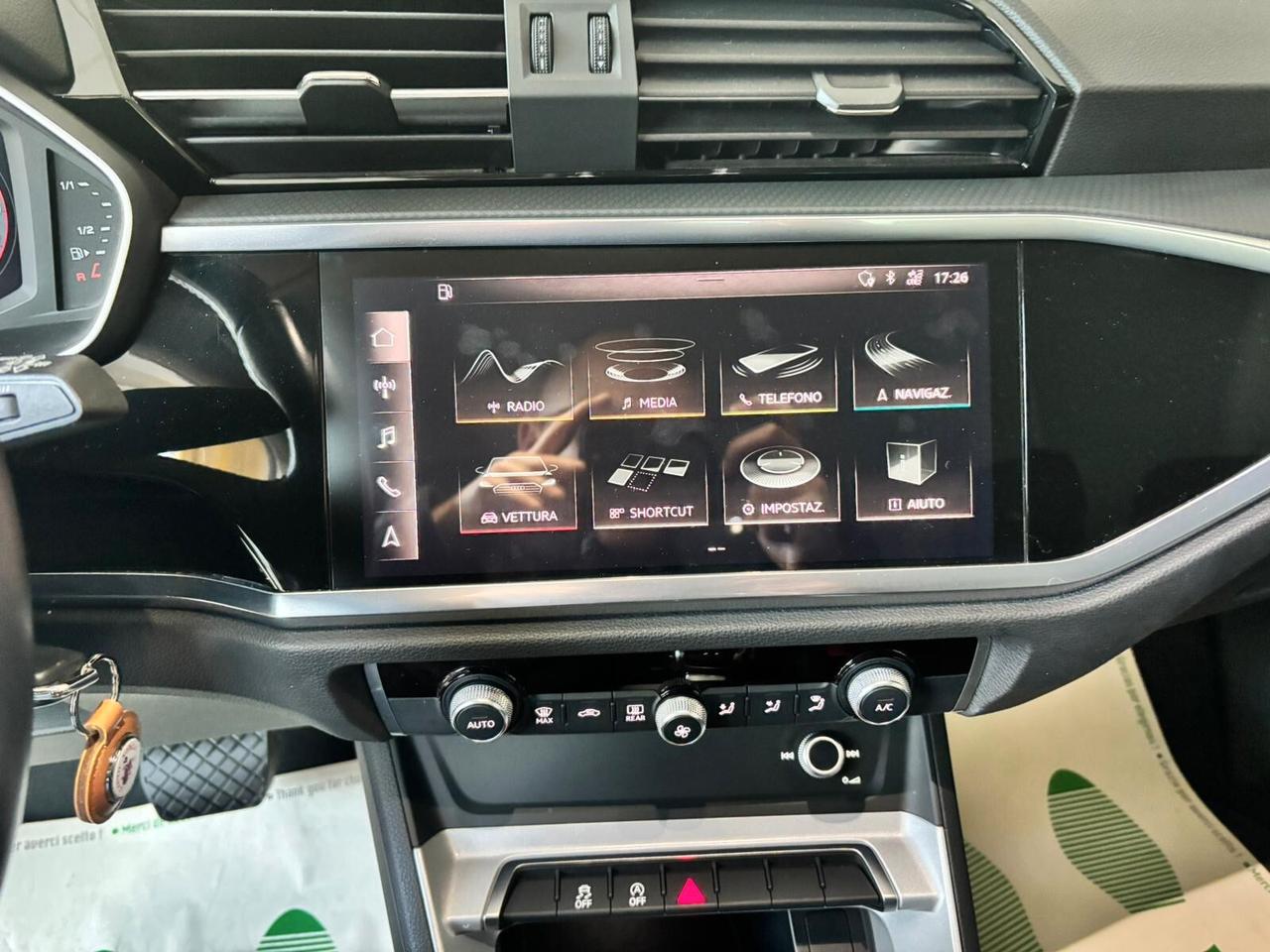 Audi Q3 40 TDI quattro S tronic Business Advanced