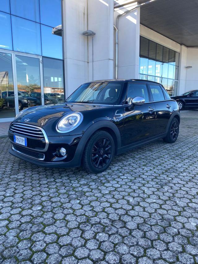 MINI Cooper D 1.5 Cooper D 5 porte NEO PATENTATO