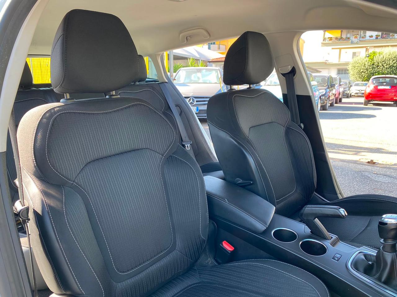 Renault Megane Mégane Sporter Blue dCi 115 CV Duel2