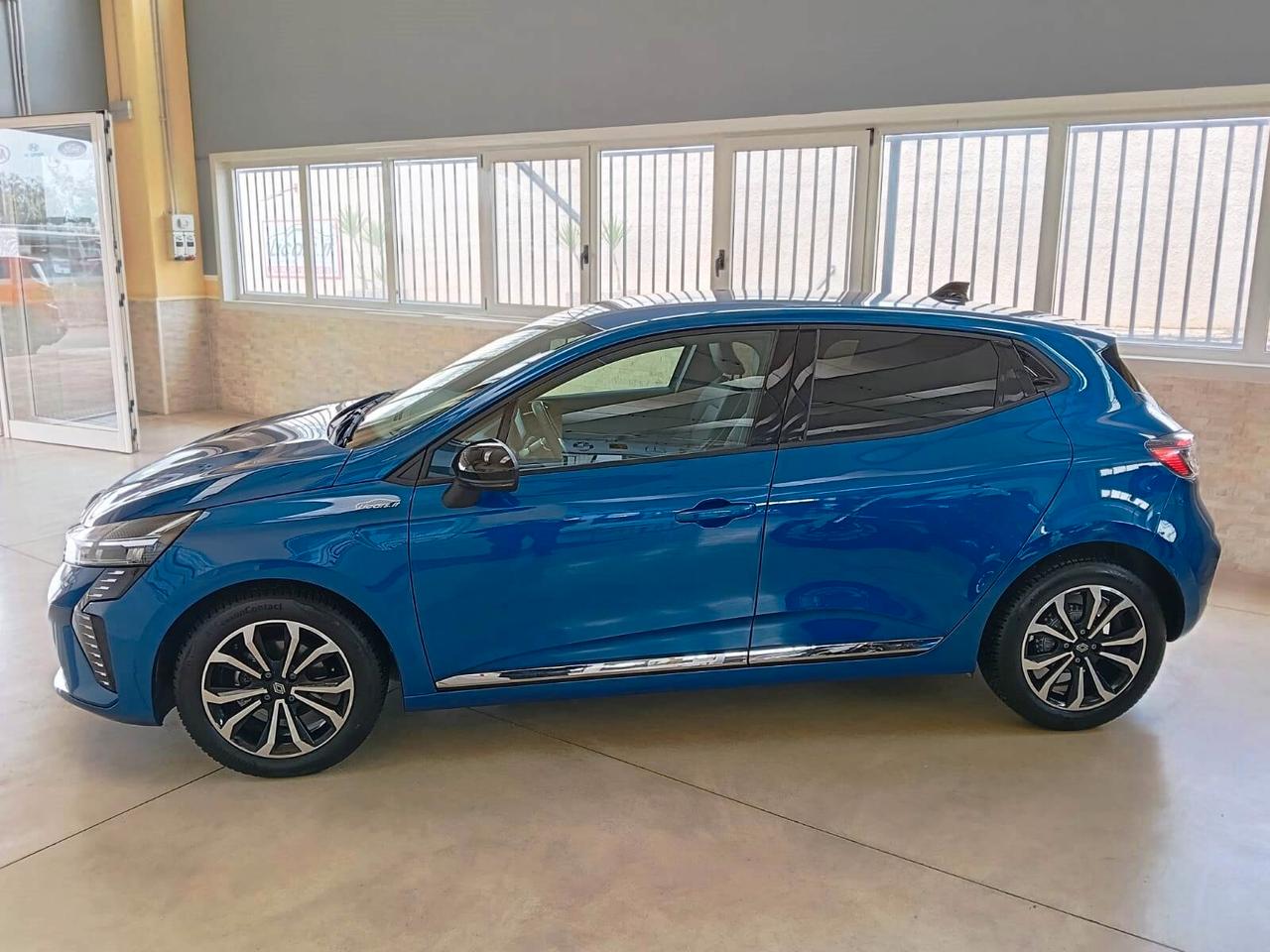 Renault Clio TCe 90 CV 5 porte Techno