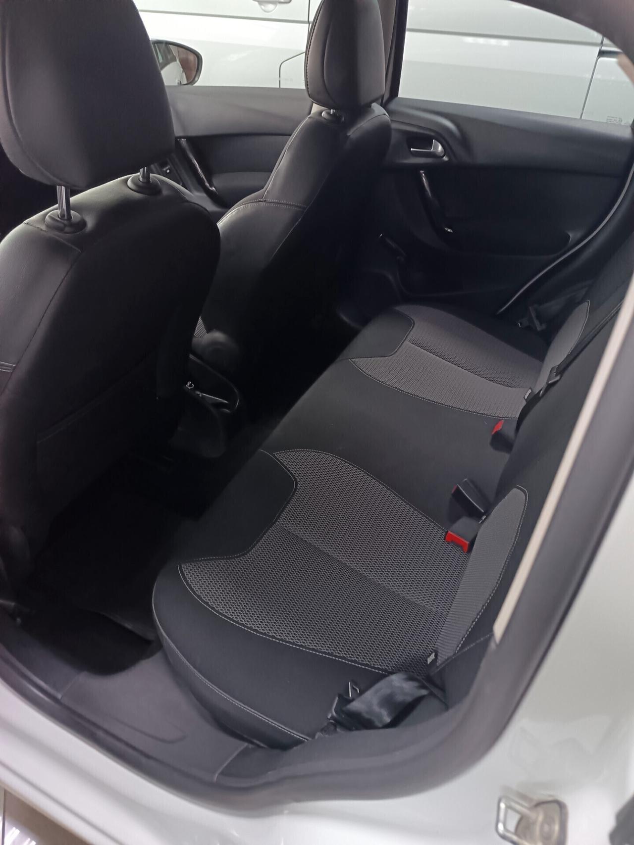 Citroen C3 GPL 1.2 VTi Vanity Fair 10