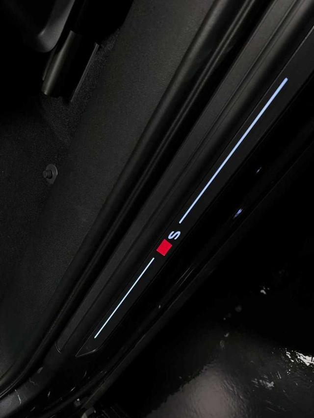 AUDI Q5 TDI 204Cv mHEV+ S tronic quattro S line edition