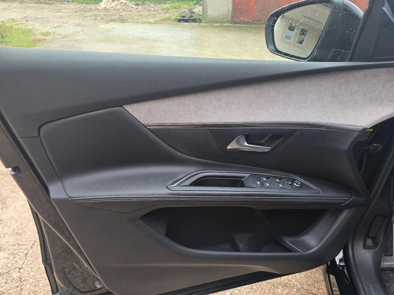 Peugeot 5008 BlueHDi 130 S&S EAT8 GT