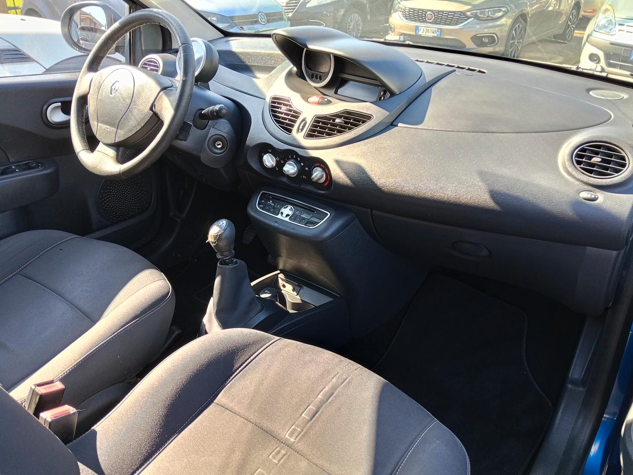 Renault Twingo 1.2 8V Dynamique
