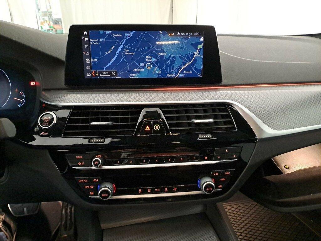 BMW Serie 5 Touring 520 d Msport Steptronic