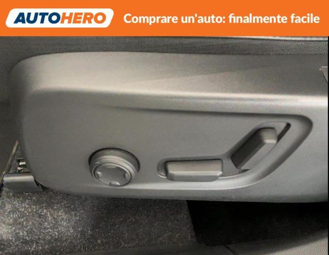 VOLVO XC40 D3 AWD Geartronic Momentum