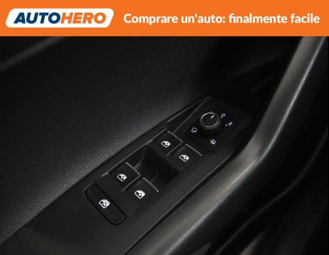 VOLKSWAGEN Taigo 1.0 TSI 110 CV R-Line