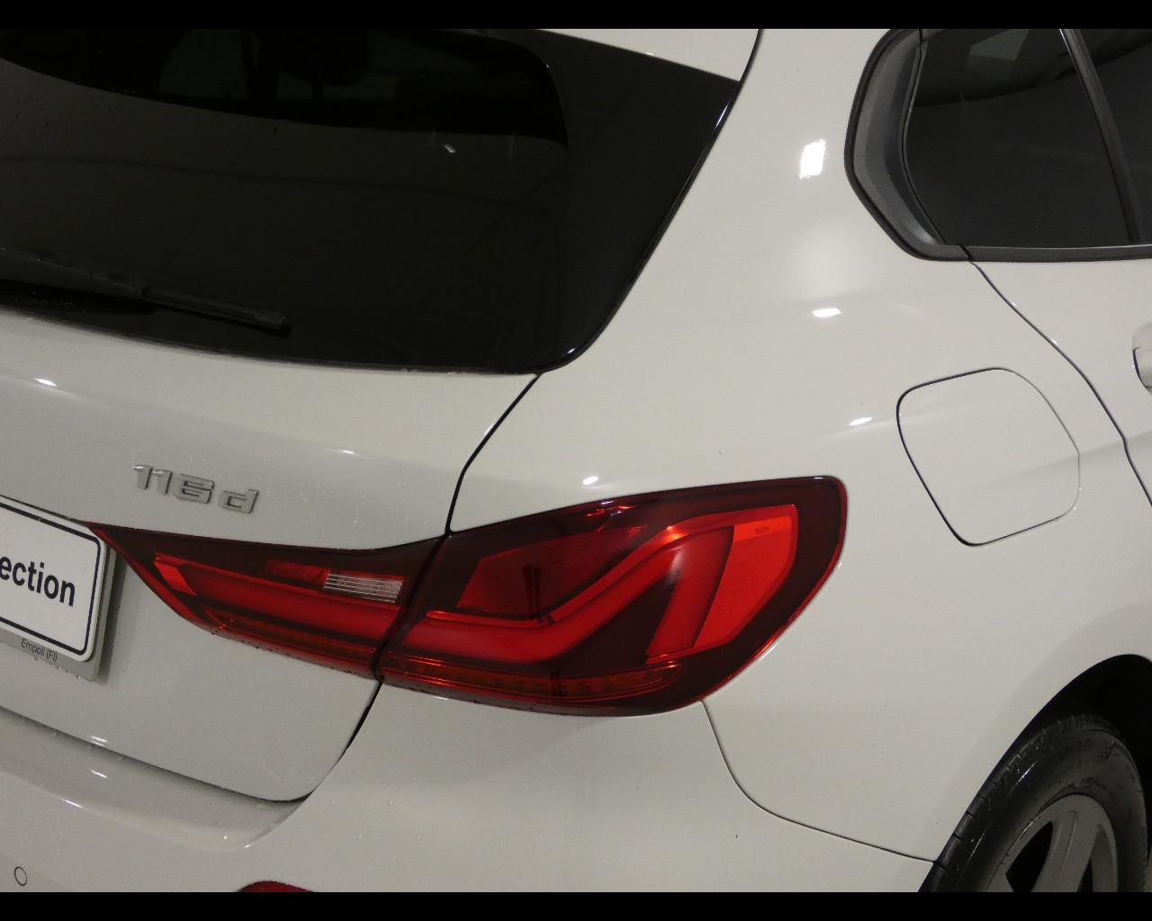 BMW Serie 1 (F40) - 116d 5p. Business Advantage