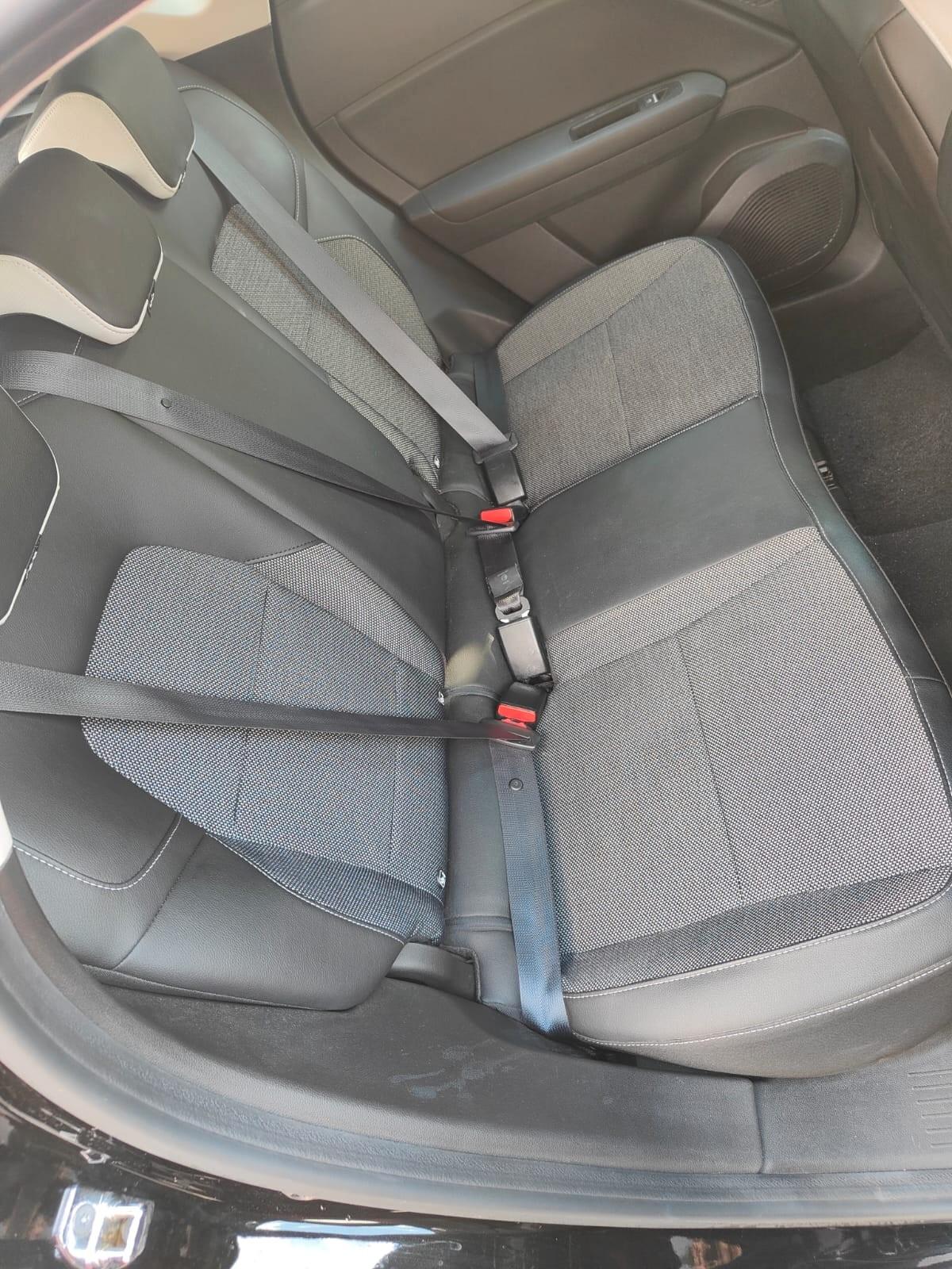 Renault Captur TCe 100 CV GPL Intens