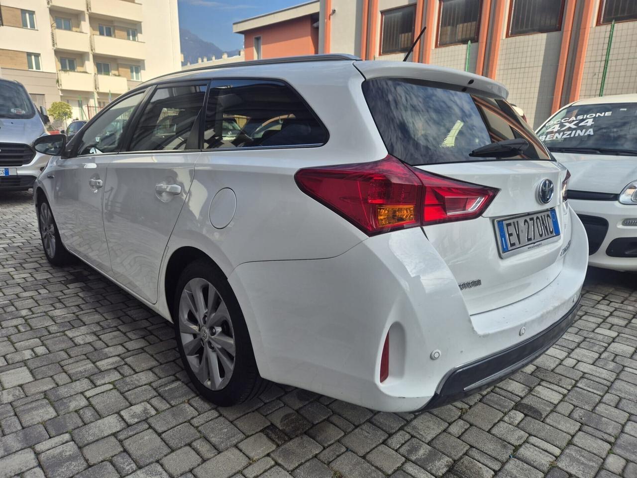 Toyota Auris Touring Sports 1.8 Hybrid Active 100CV