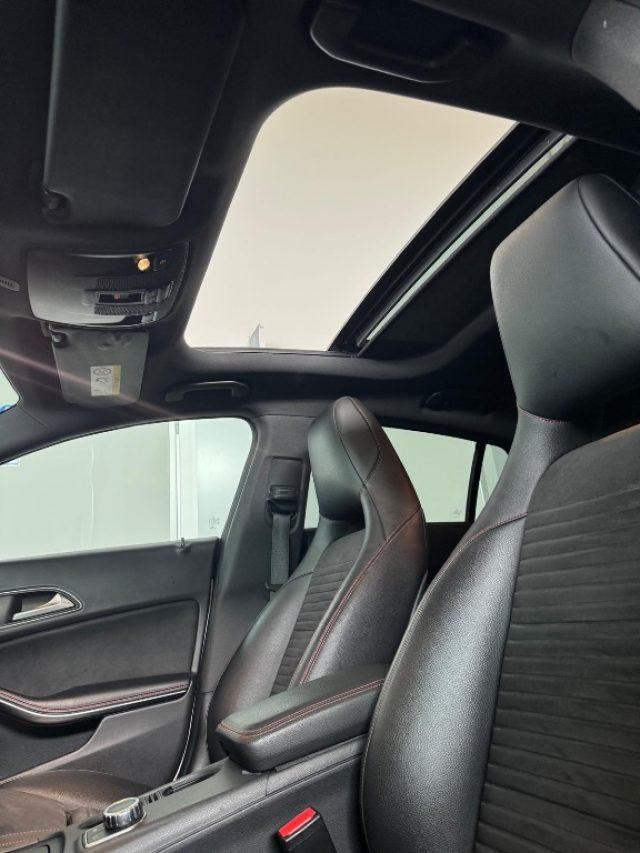 MERCEDES-BENZ CLA 200 d S.W. Automatic Premium PLUS "TETTO" //AMG PACK//