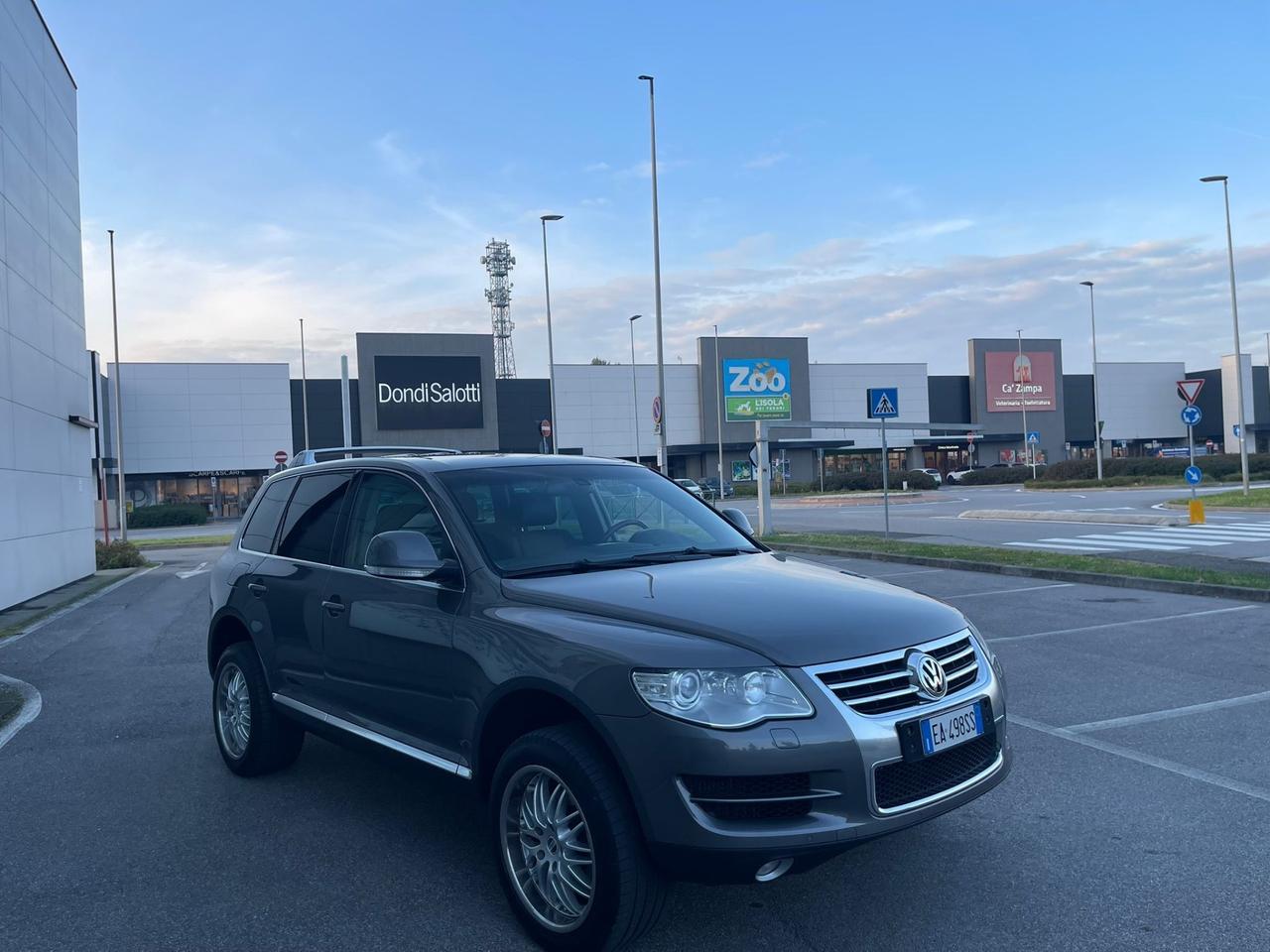 Volkswagen Touareg 240CV 3.0 TDI DPF V6 tip. Executive