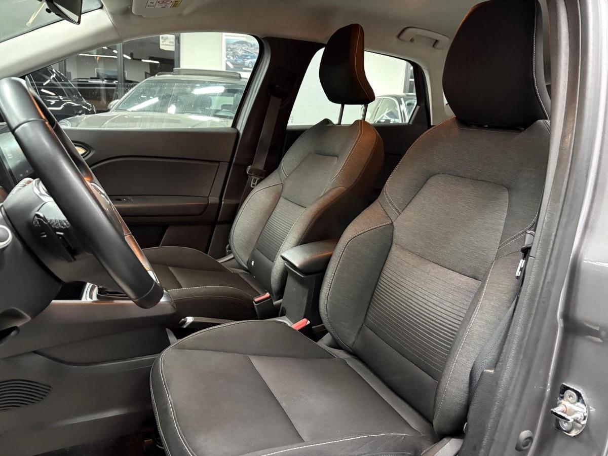 RENAULT CAPTUR Blue dCi 8V 115 CV EDC Init. Par. UNICO PROPRIETARIO/ IVA DEDUCIBILE/ NAVIGATORE