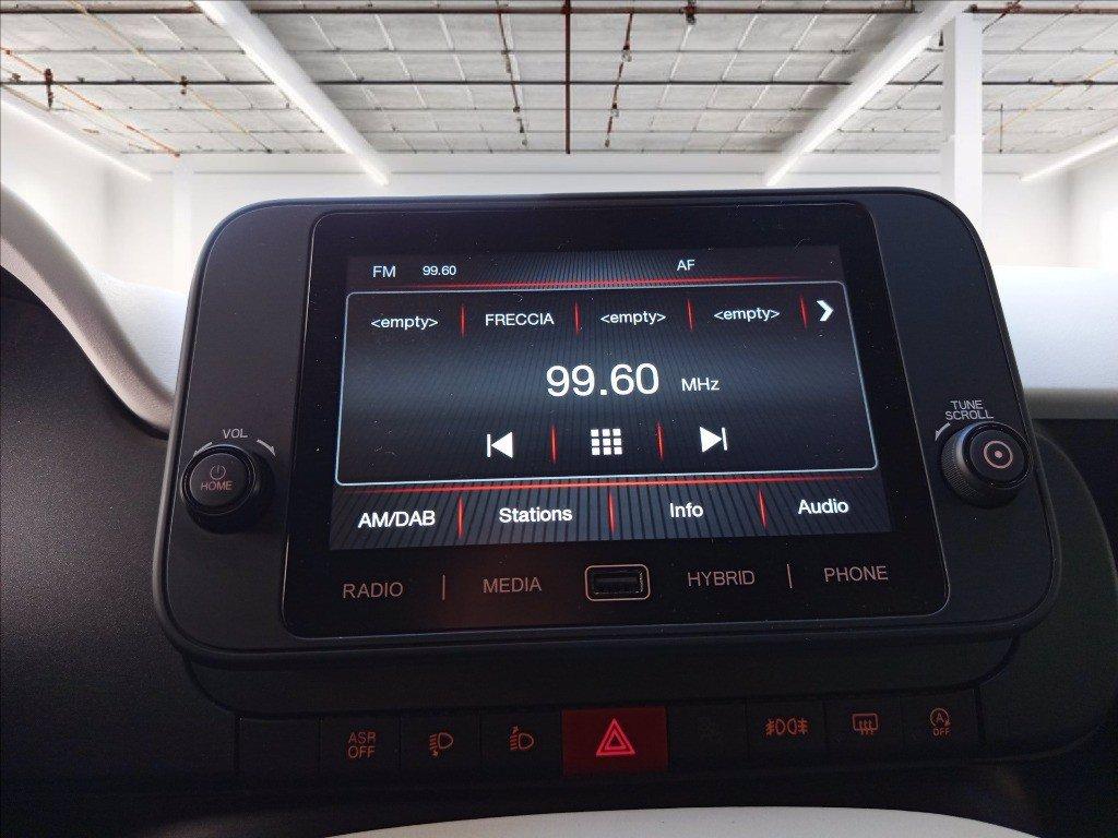 FIAT Pandina Cross 1.0 firefly hybrid s&s 70cv del 2025