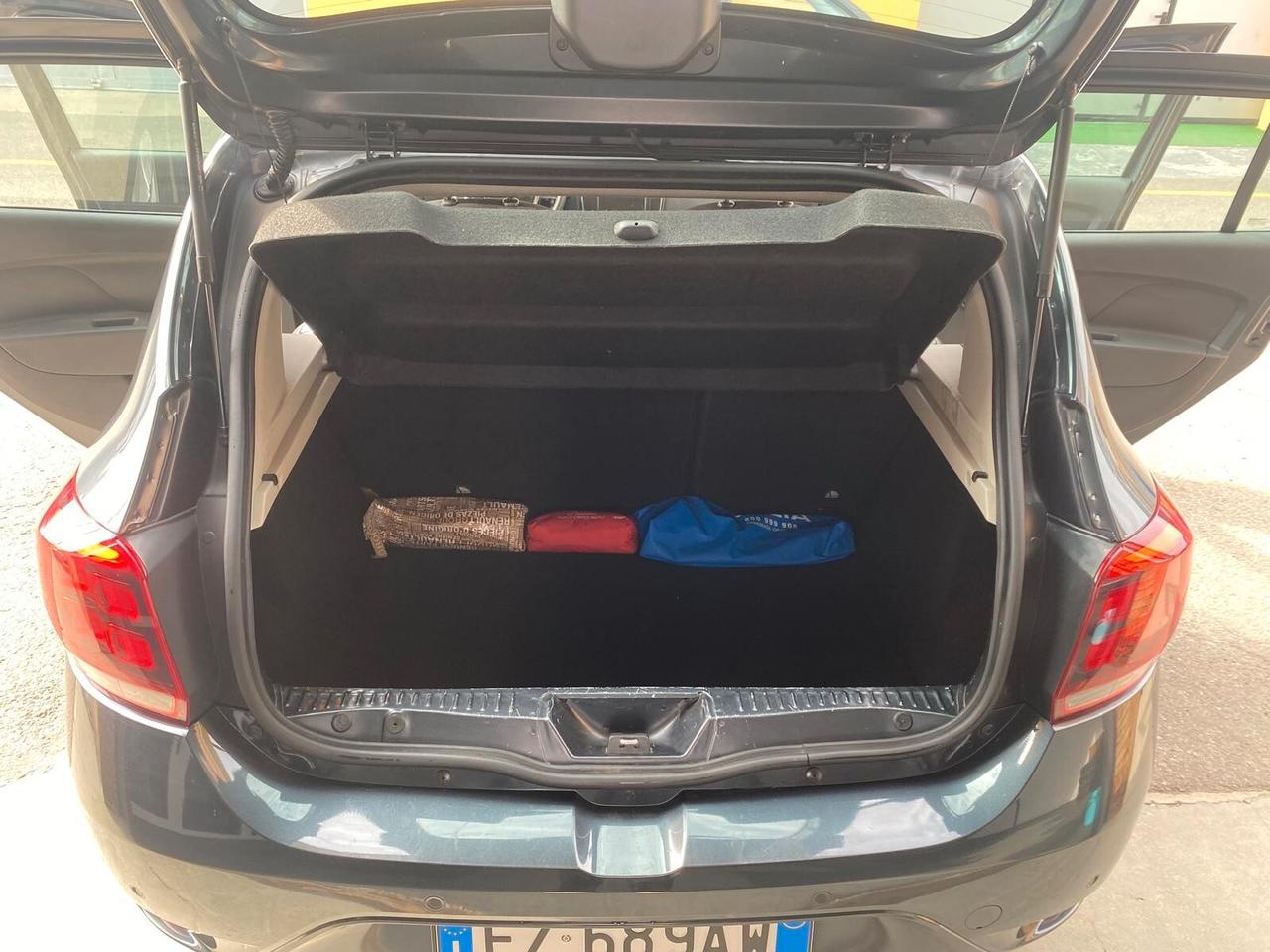 Dacia Sandero Streetway Comfort 73cv - 1 PROPR. - OK NEOPATENTATI - GARANZIA 12 MESI