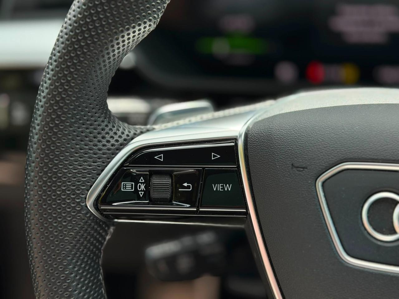 Audi Q8 e-tron 55 quattro S line edition