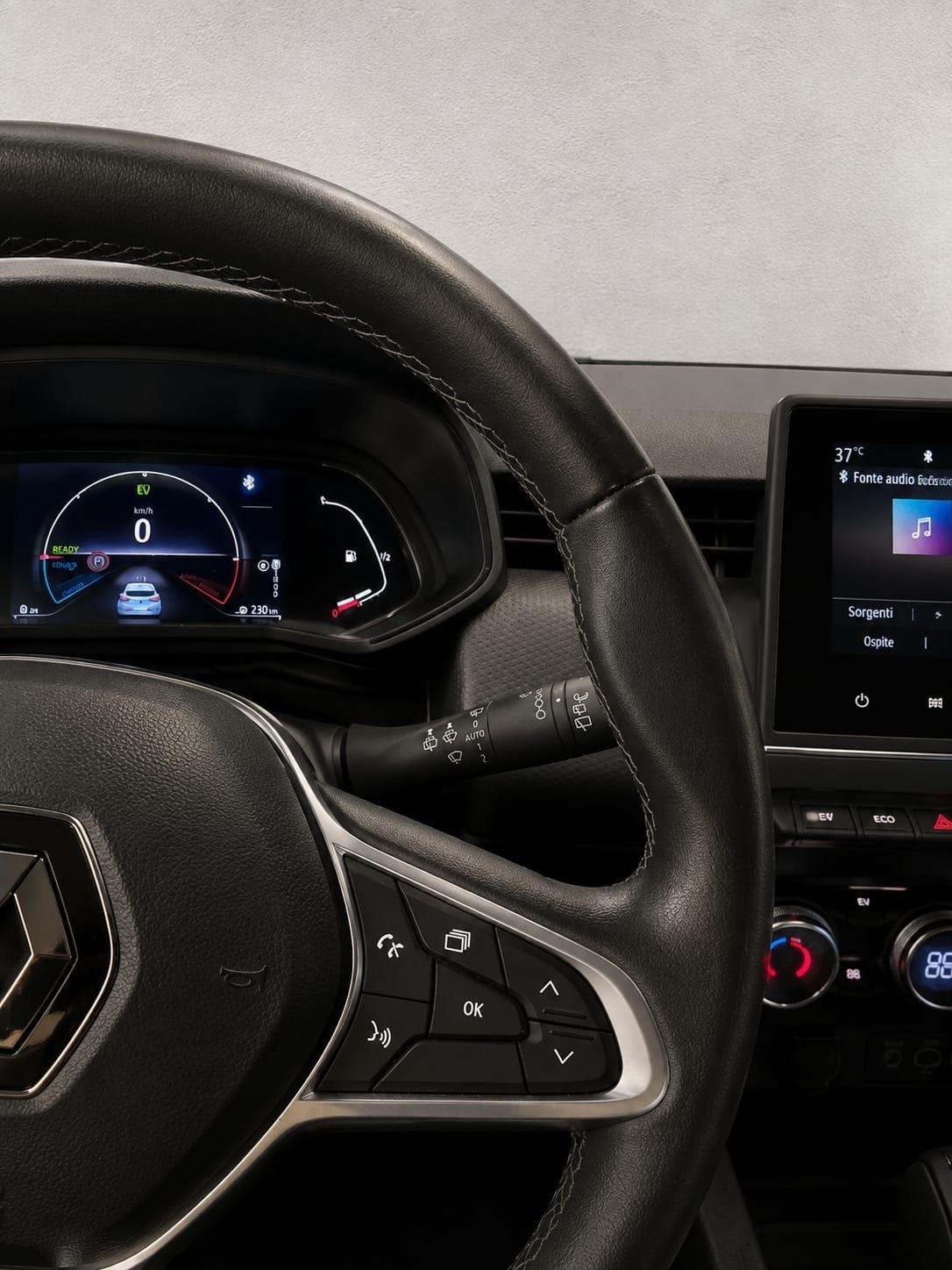 Renault Clio Full Hybrid E-Tech 145 CV 5 porte Techno