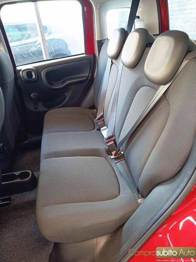 FIAT Panda 1.0 FireFly S&S Hybrid Icon km0