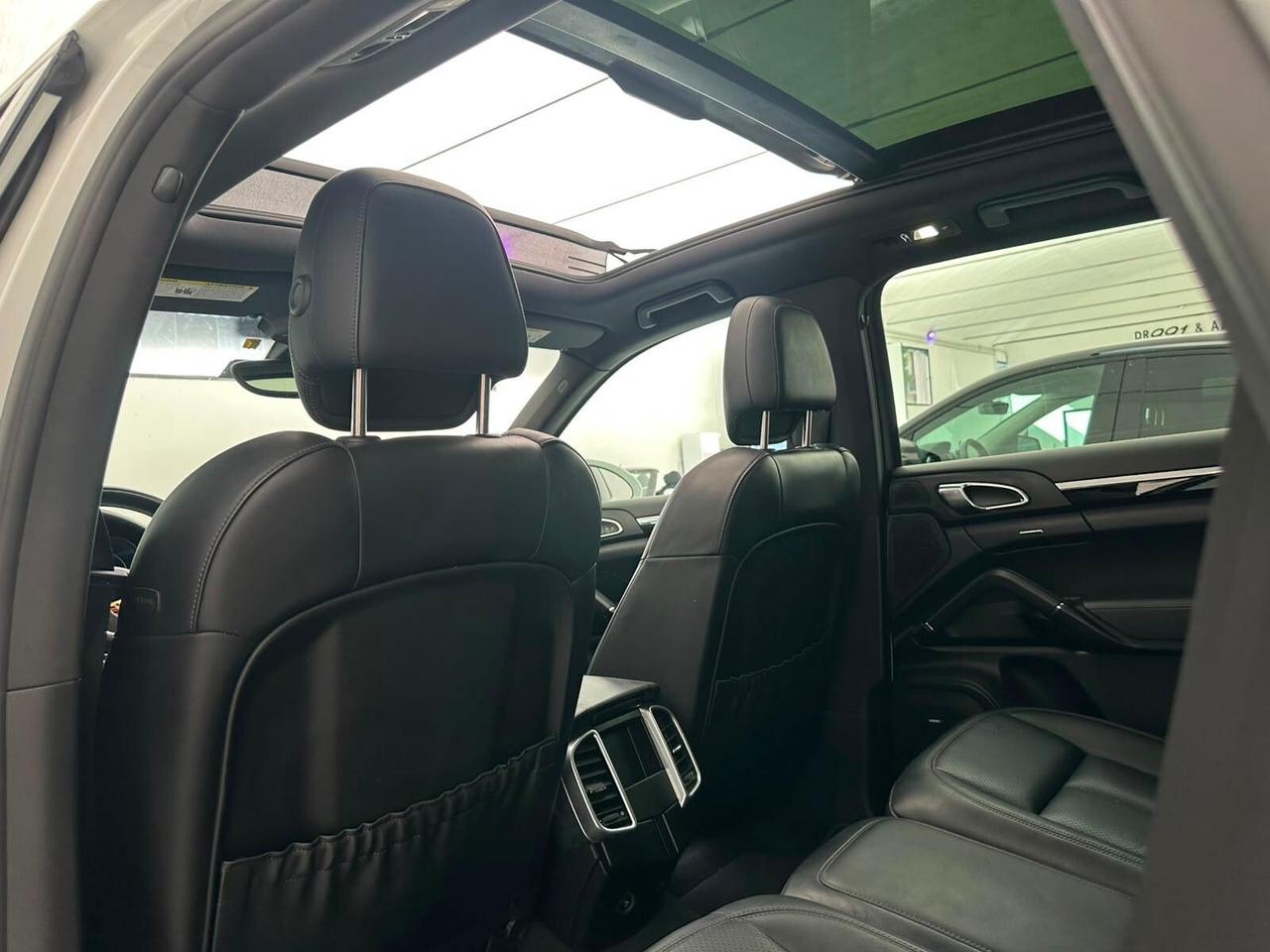 Porsche Cayenne 3.0 Diesel Platinum Edition