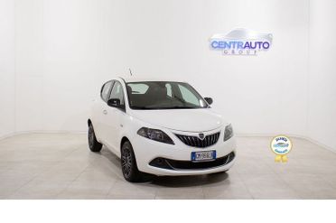 Lancia Ypsilon 1.0 FireFly 70cv Hybrid Gold