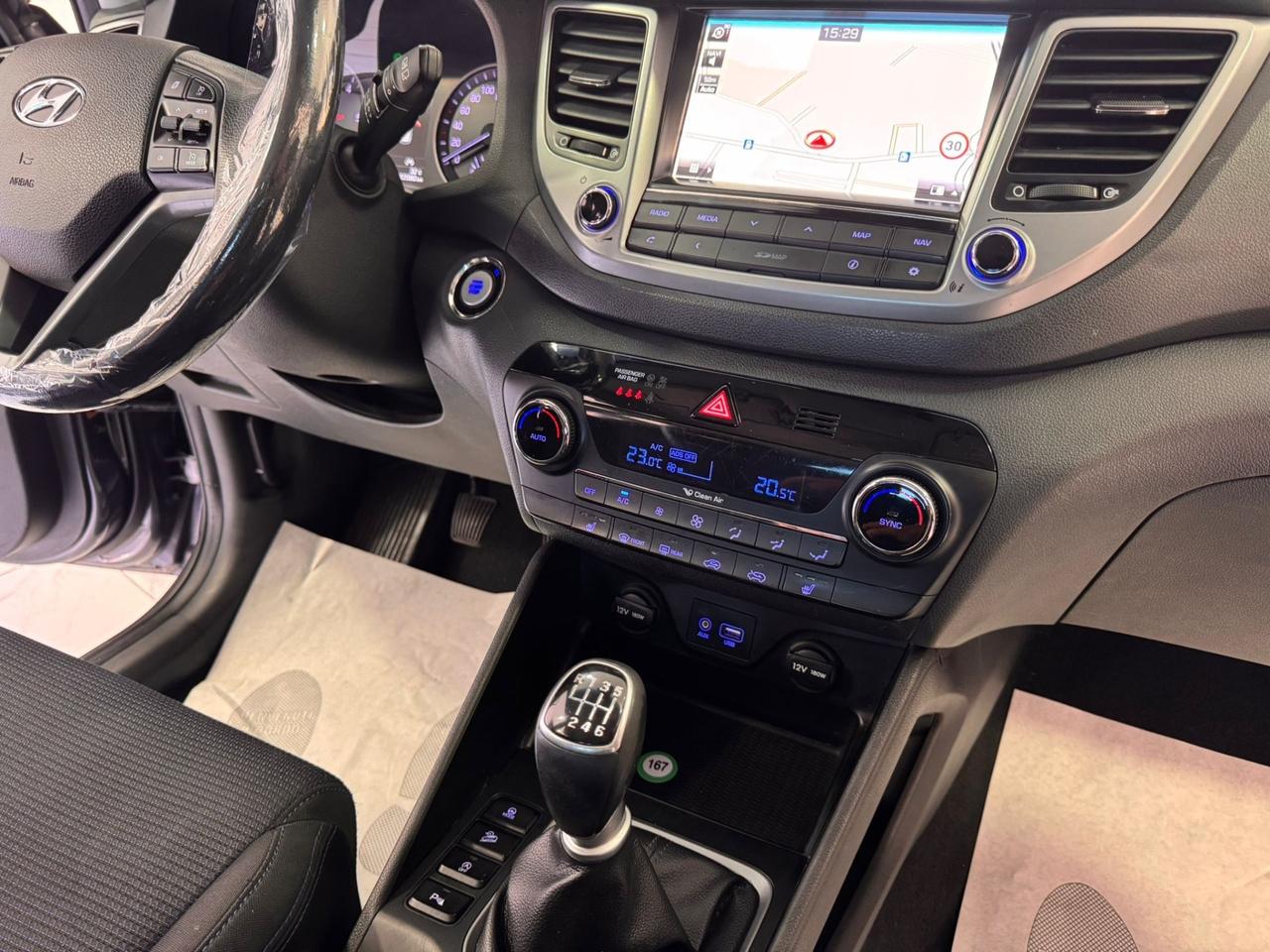 Hyundai Tucson 1.7 CRDi XPossible-UNICOPROPRIETARIO -GARANTITA-2017