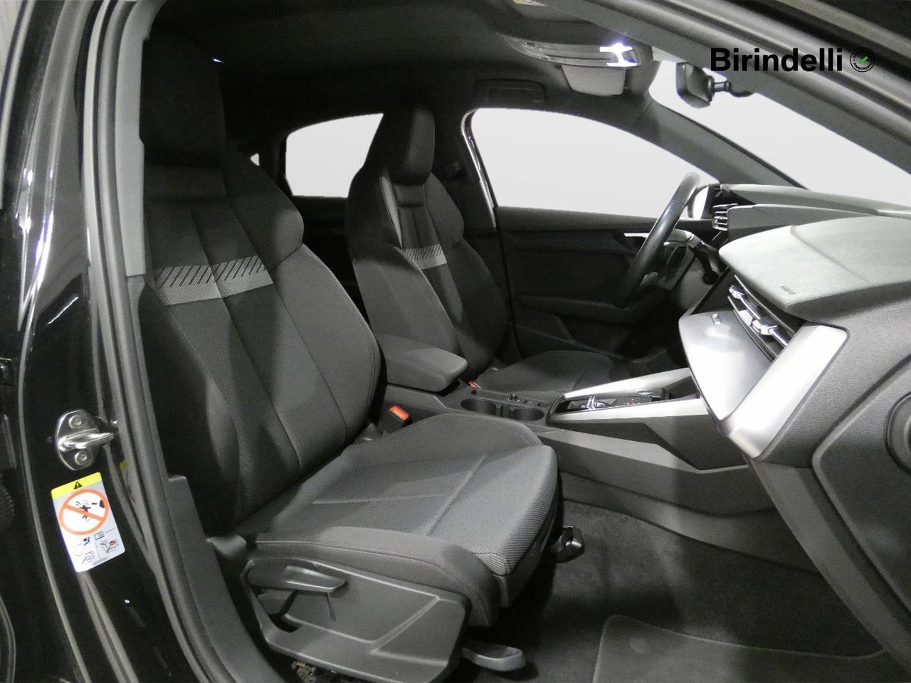 AUDI A3 4ª serie - A3 Sedan 35 TDI S tronic S line edition