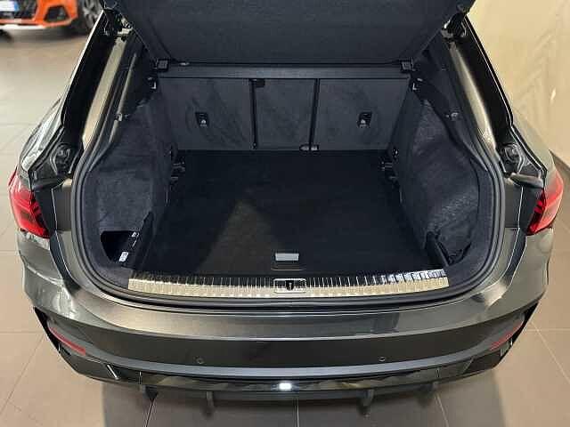 Audi Q3 SPB 35 TDI S tronic Identity Black
