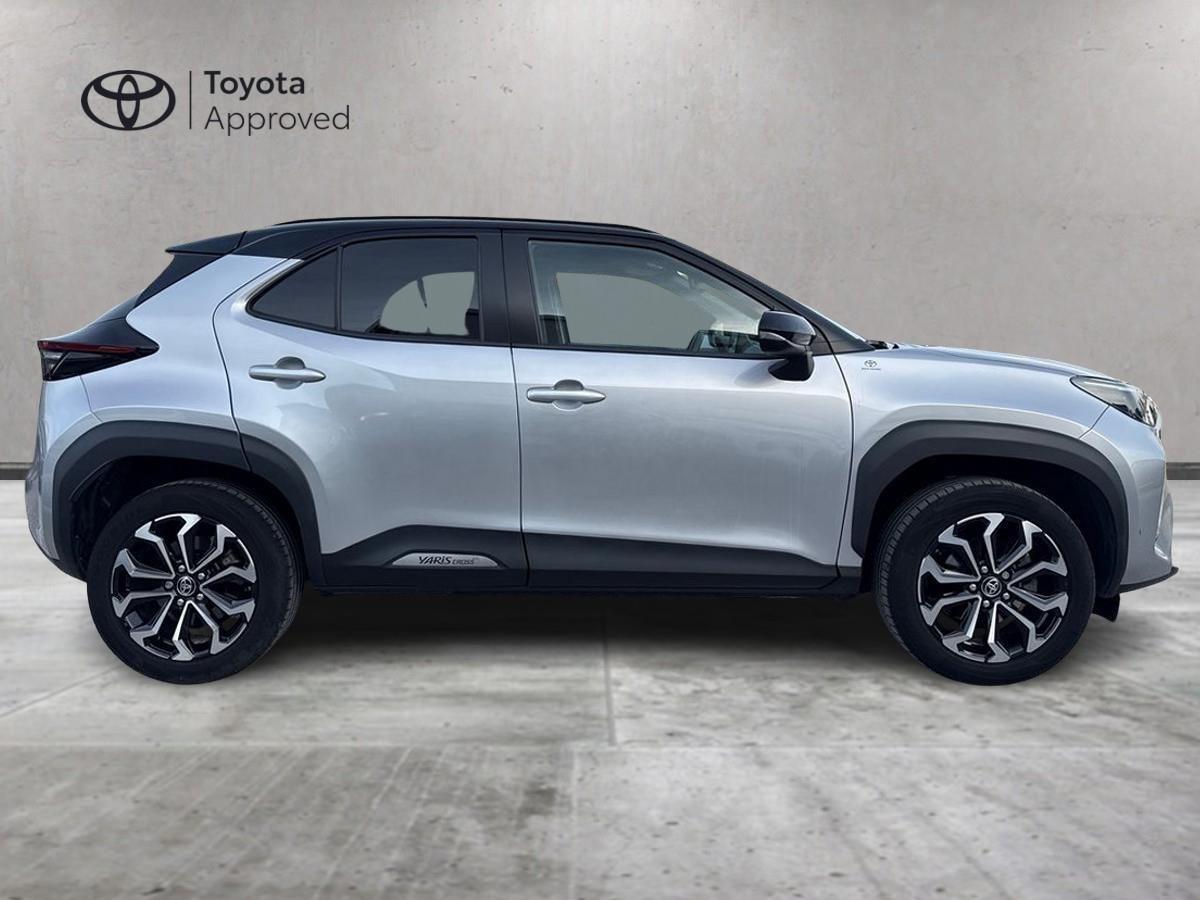 TOYOTA Yaris Cross 2021 - Yaris Cross 1.5h Trend fwd 116cv e-cvt