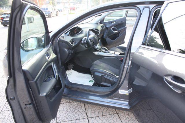 PEUGEOT 308 PureTech Turbo 130 S&S EAT8 ALLURE