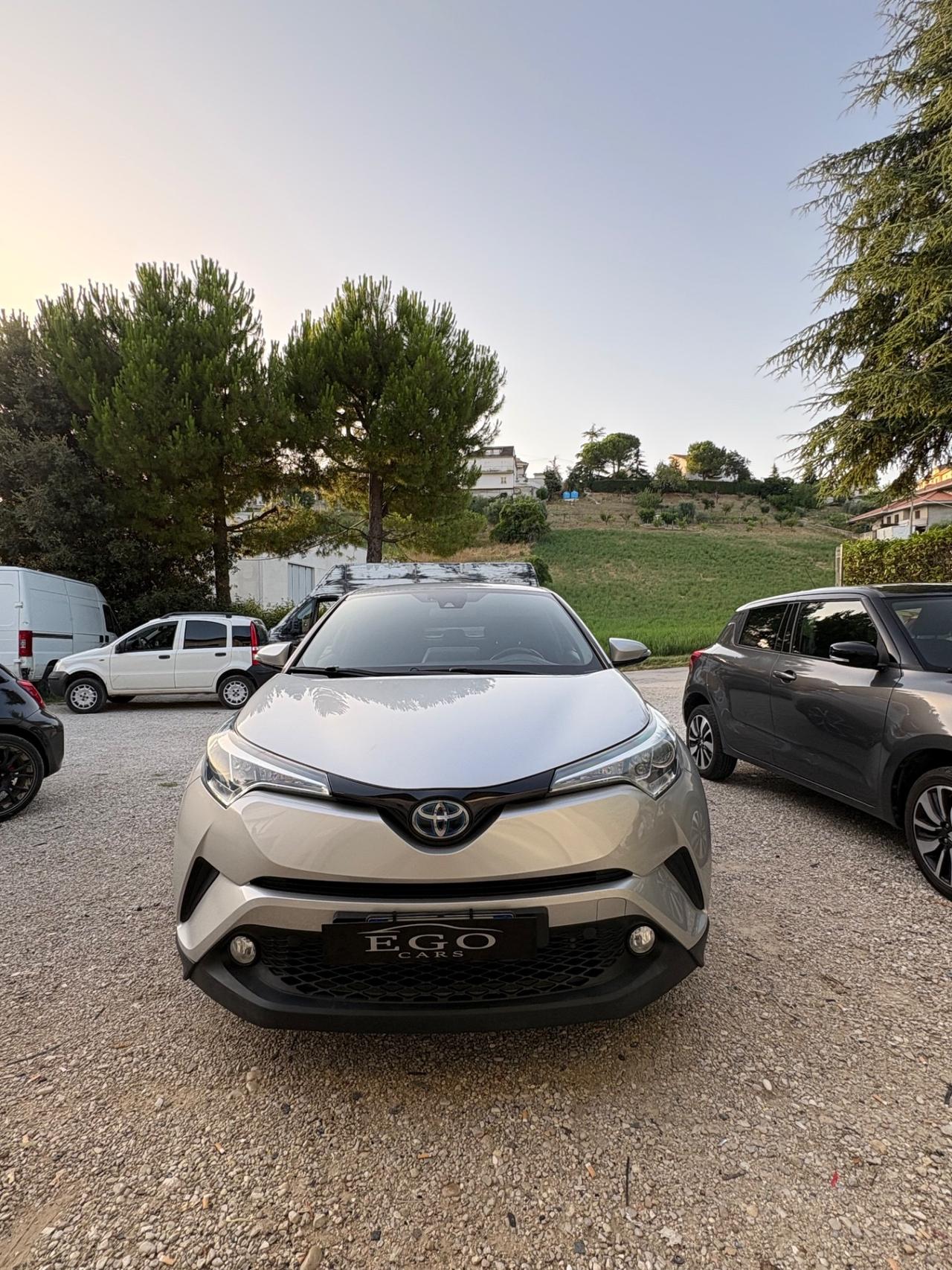 Toyota C-HR 1.8 Hybrid E-CVT Style+