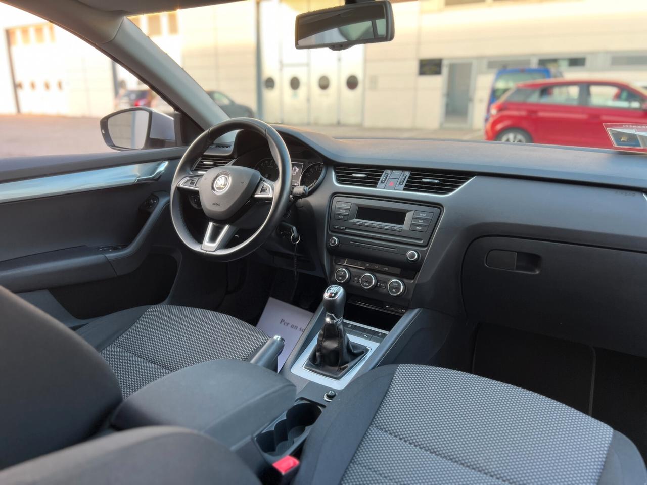 Skoda Octavia 1.6 TDI CR 105 CV 4x4 Wagon Executive