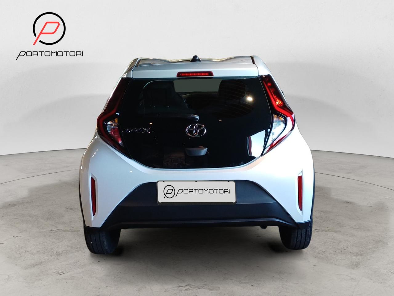 TOYOTA Aygo X - Aygo X 1.0 VVT-i 72 CV 5 porte Active