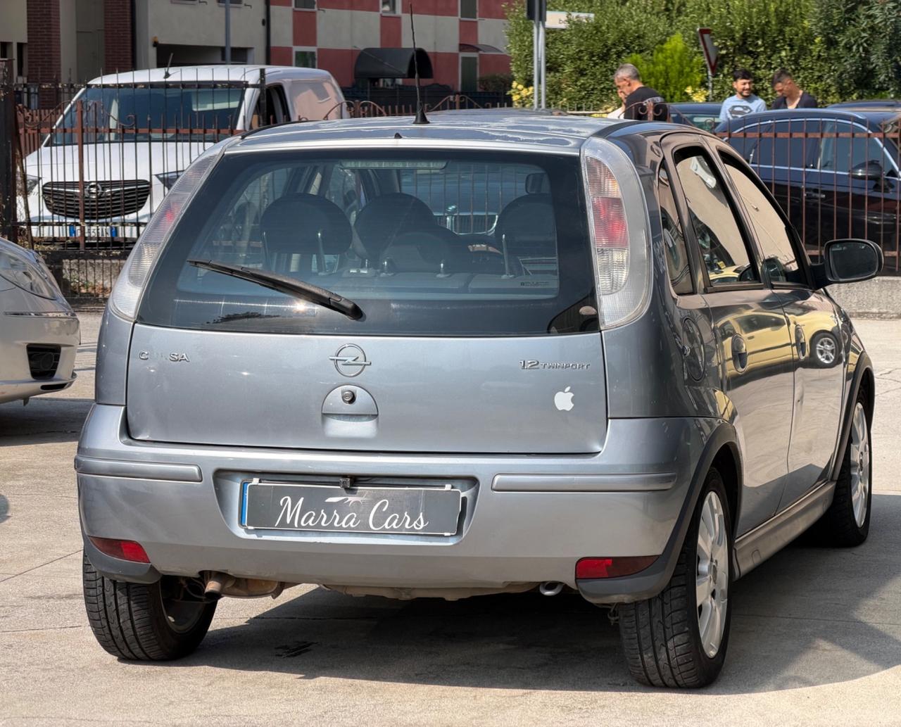 Opel Corsa 1.2i 16V cat 5 porte Enjoy