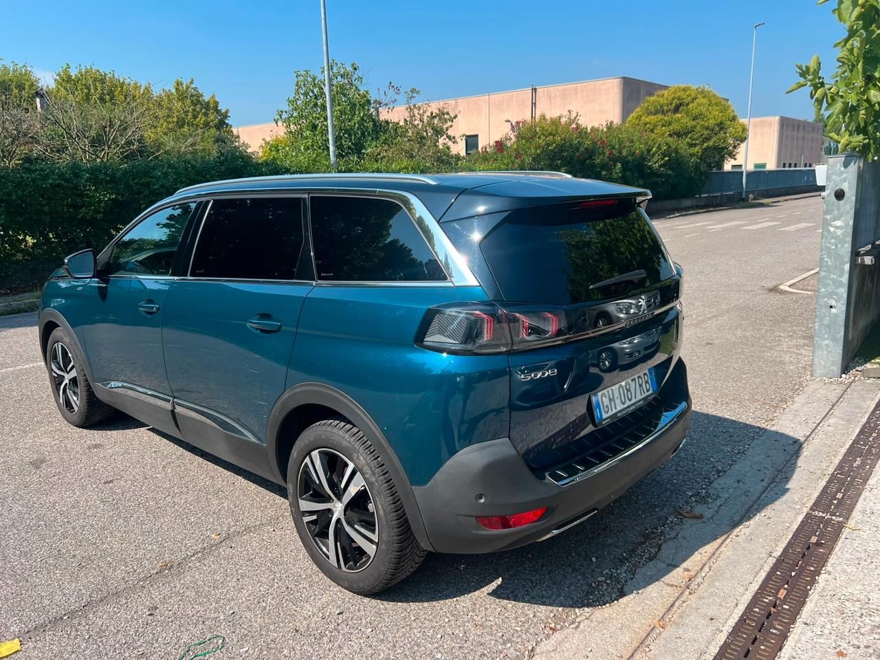 Peugeot 5008 BlueHDi 180 S&S EAT8 GT 7 posti
