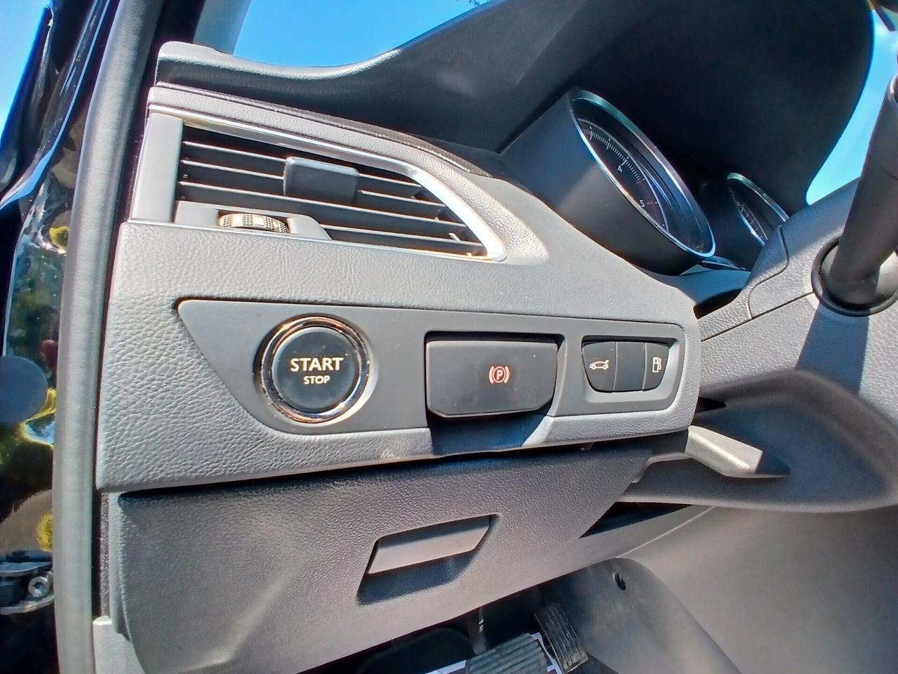 Peugeot 508 BlueHDi 180 EAT6 S&S SW Allure