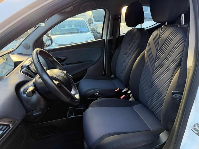 LANCIA Ypsilon 1.0 FireFly 5 porte S&S Hybrid Ecochic Gold