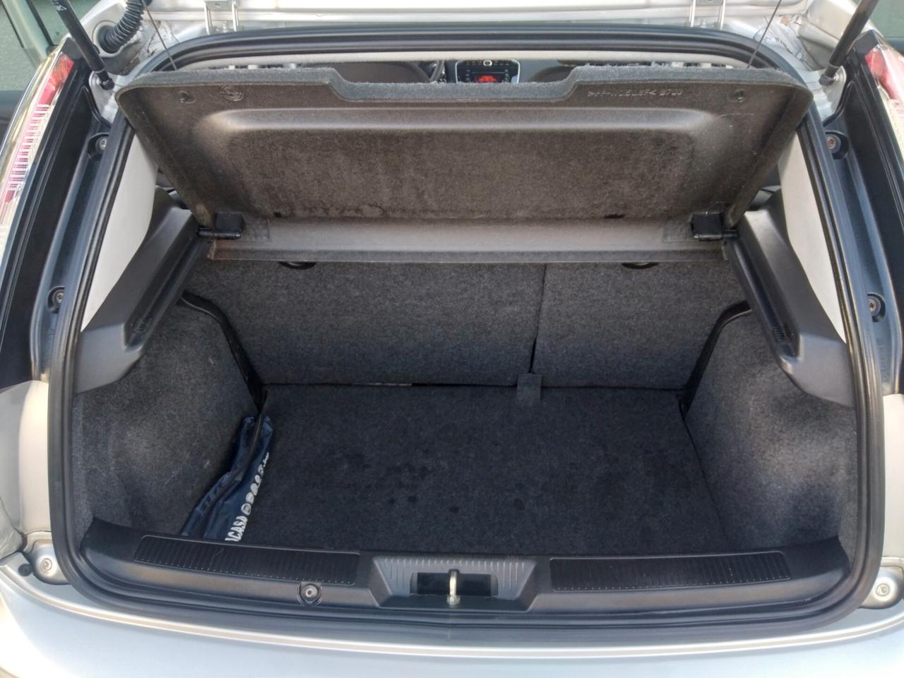 Fiat Punto 1.4 S&S 8V 5 porte Lounge x neopatentati