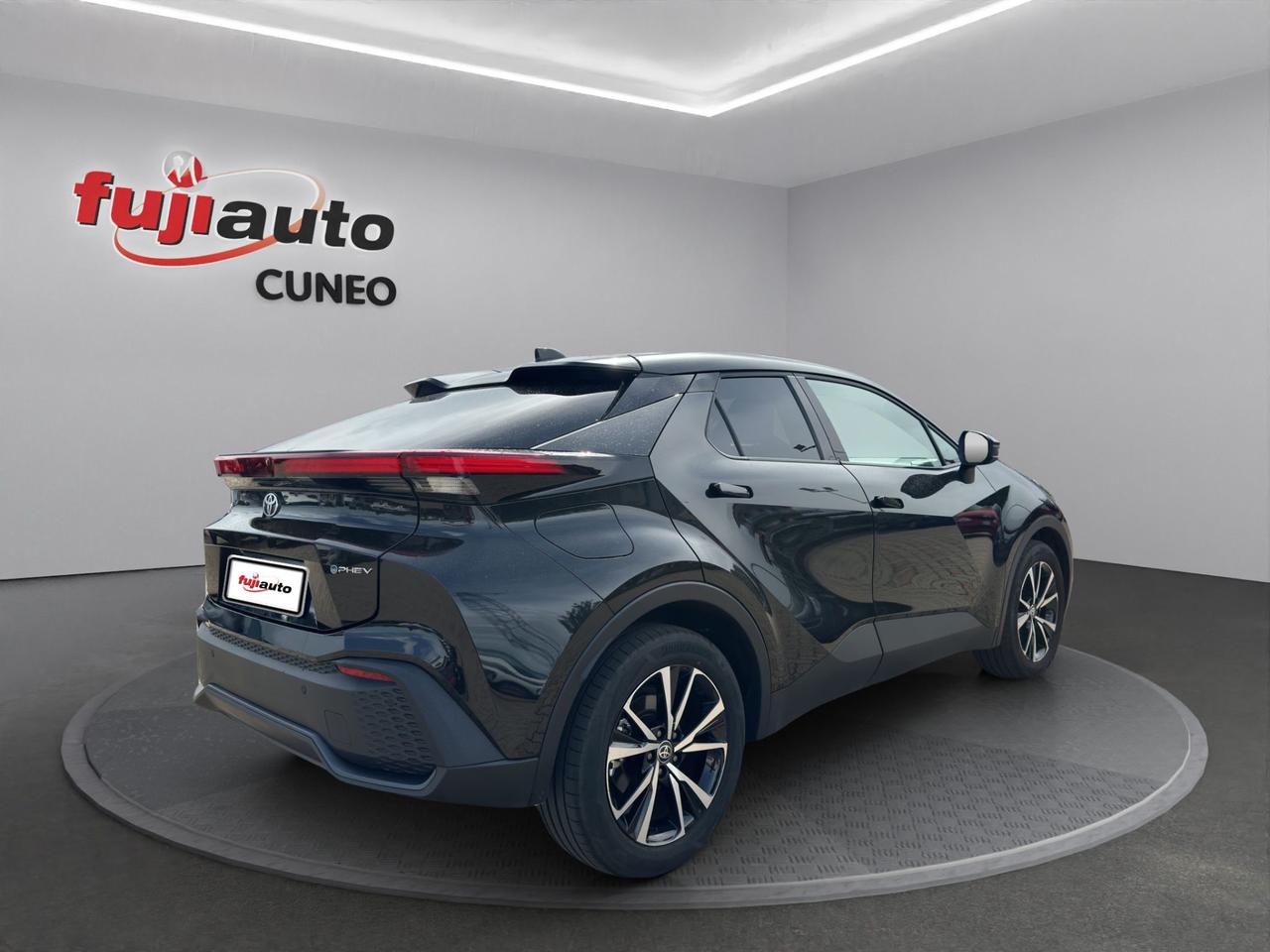 Toyota C-HR 2.0 phev Trend fwd e-cvt