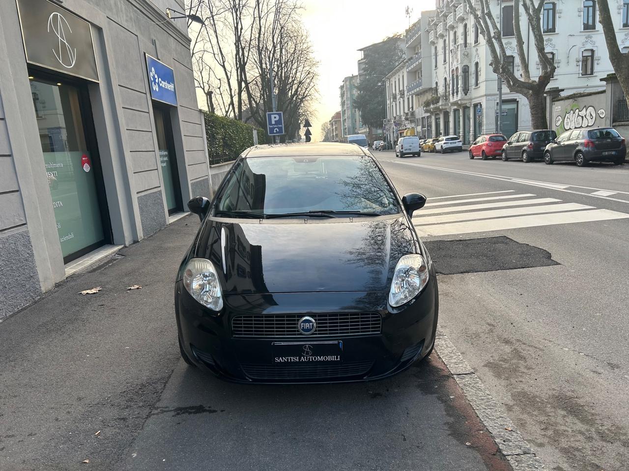 Fiat Grande Punto 1.2 Dynamic 65cv *100.000KM*NEOPATENTATI*