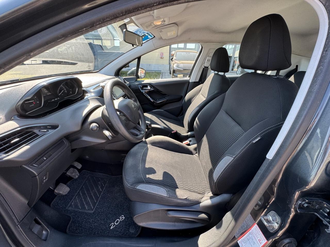 Peugeot 208 Active 1.4 HDI 68CV 5 porte