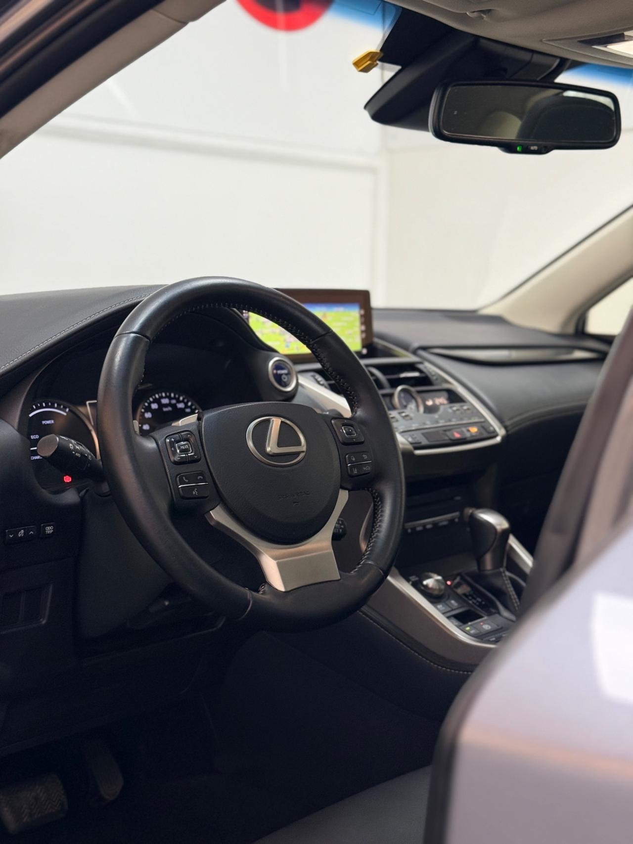 Lexus NX 300h 2.5 Hybrid 155CV 4WD Luxury 07/2020 EURO 6D