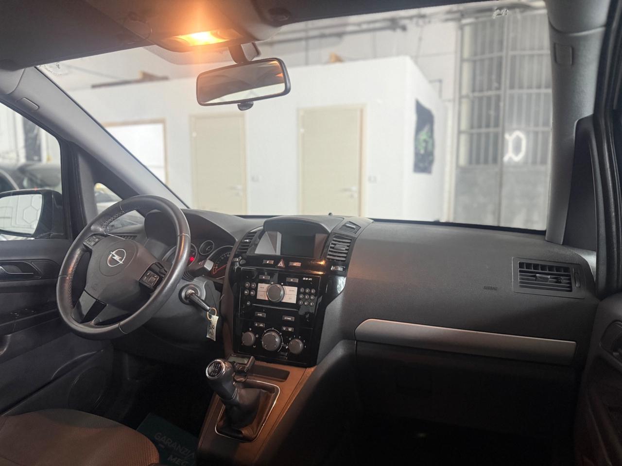 Opel Zafira 1.6 16V ecoM 150CV Turbo One