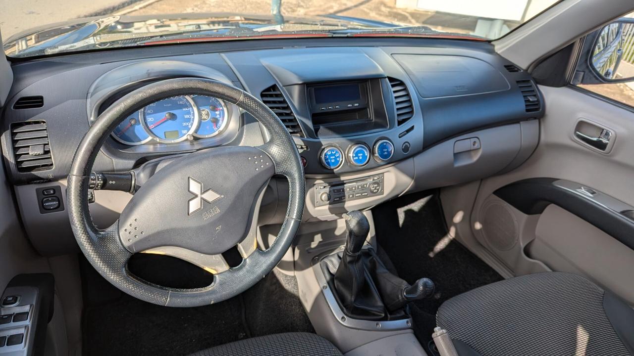 Mitsubishi L200 2.5 DI-D/136CV Double Cab Intense