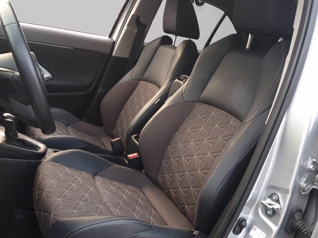 TOYOTA Yaris cross 1.5h lounge fwd 116cv e-cvt del 2024