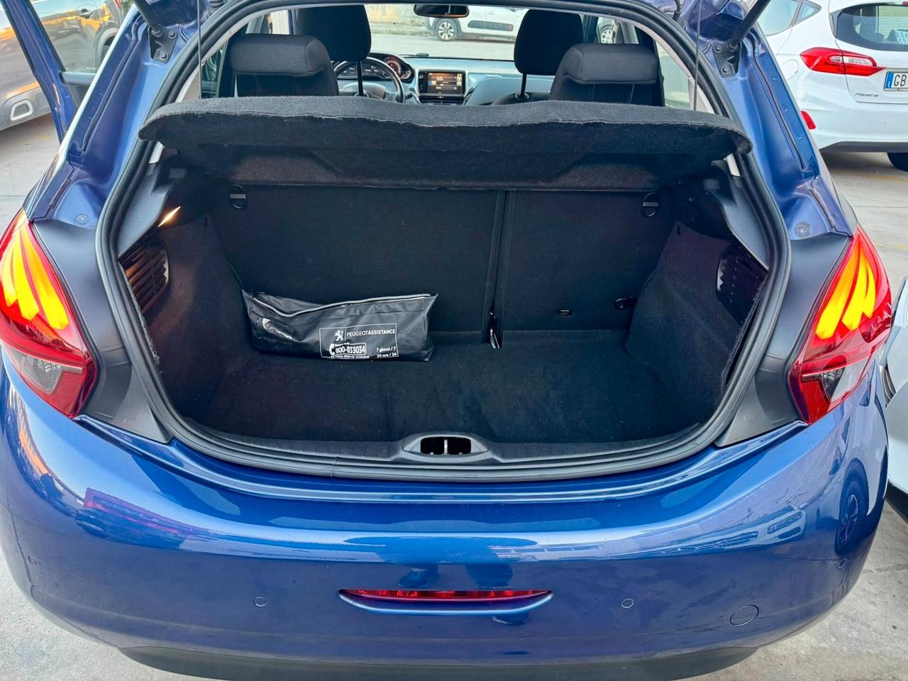 Peugeot 208 BlueHDi 5 porte Allure