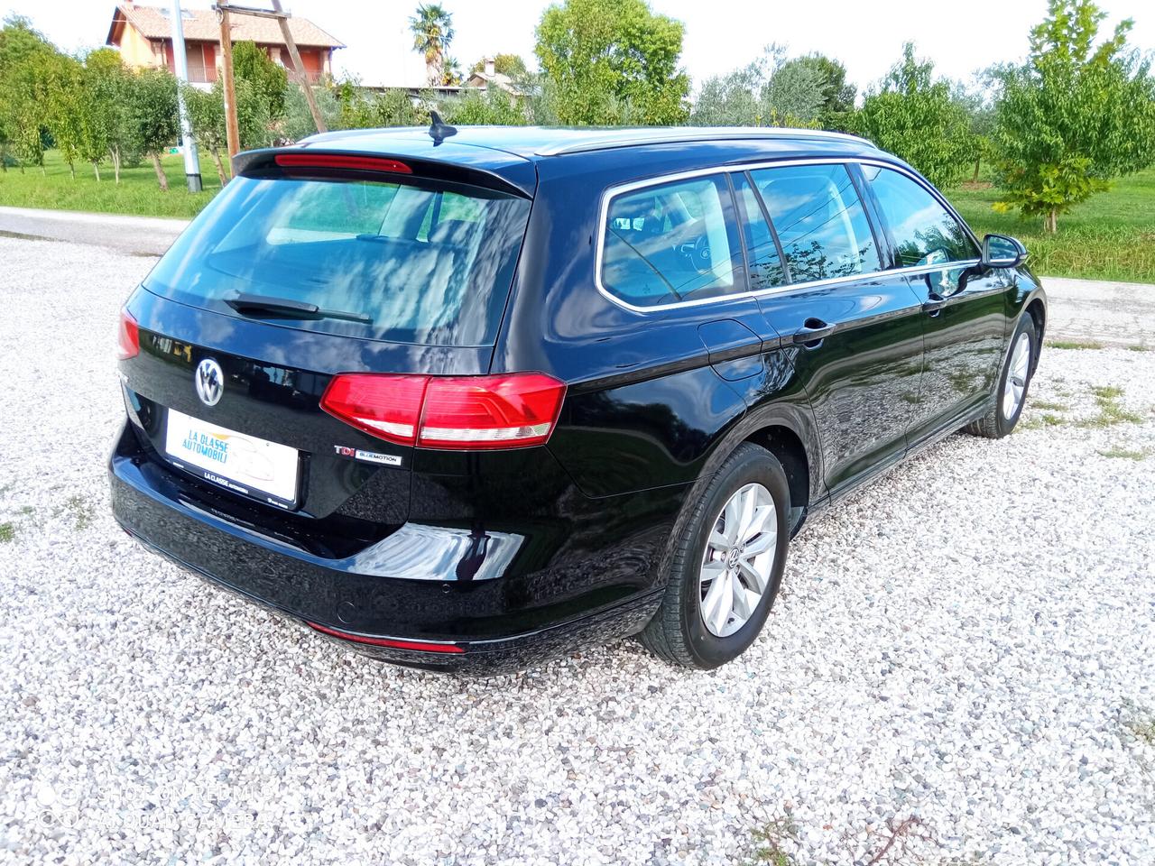 Volkswagen Passat Variant 1.6 TDI SCR HIGHLINE BlueMotion Technology
