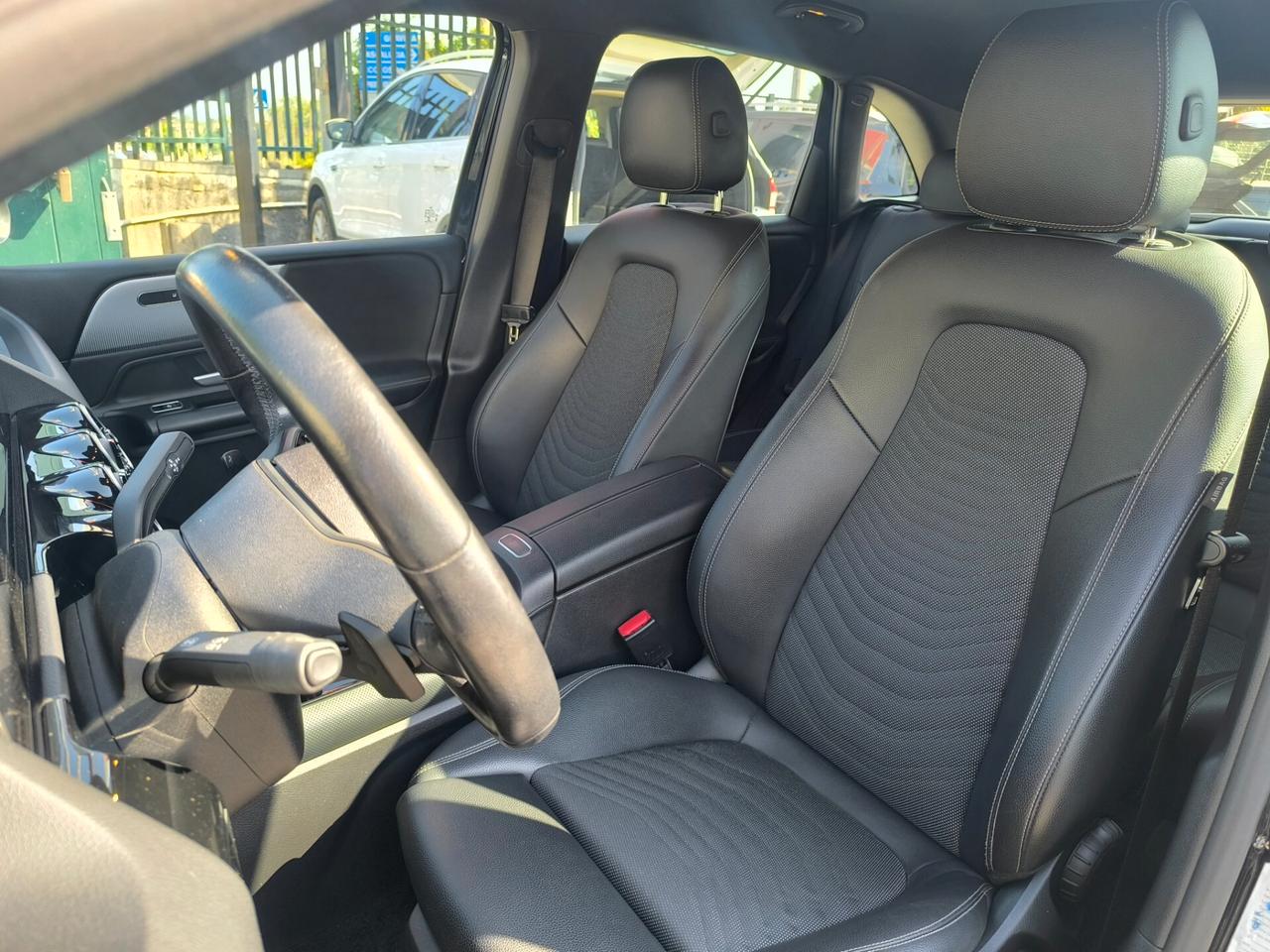 Mercedes-benz B 180 B 180 d Automatic Business Extra