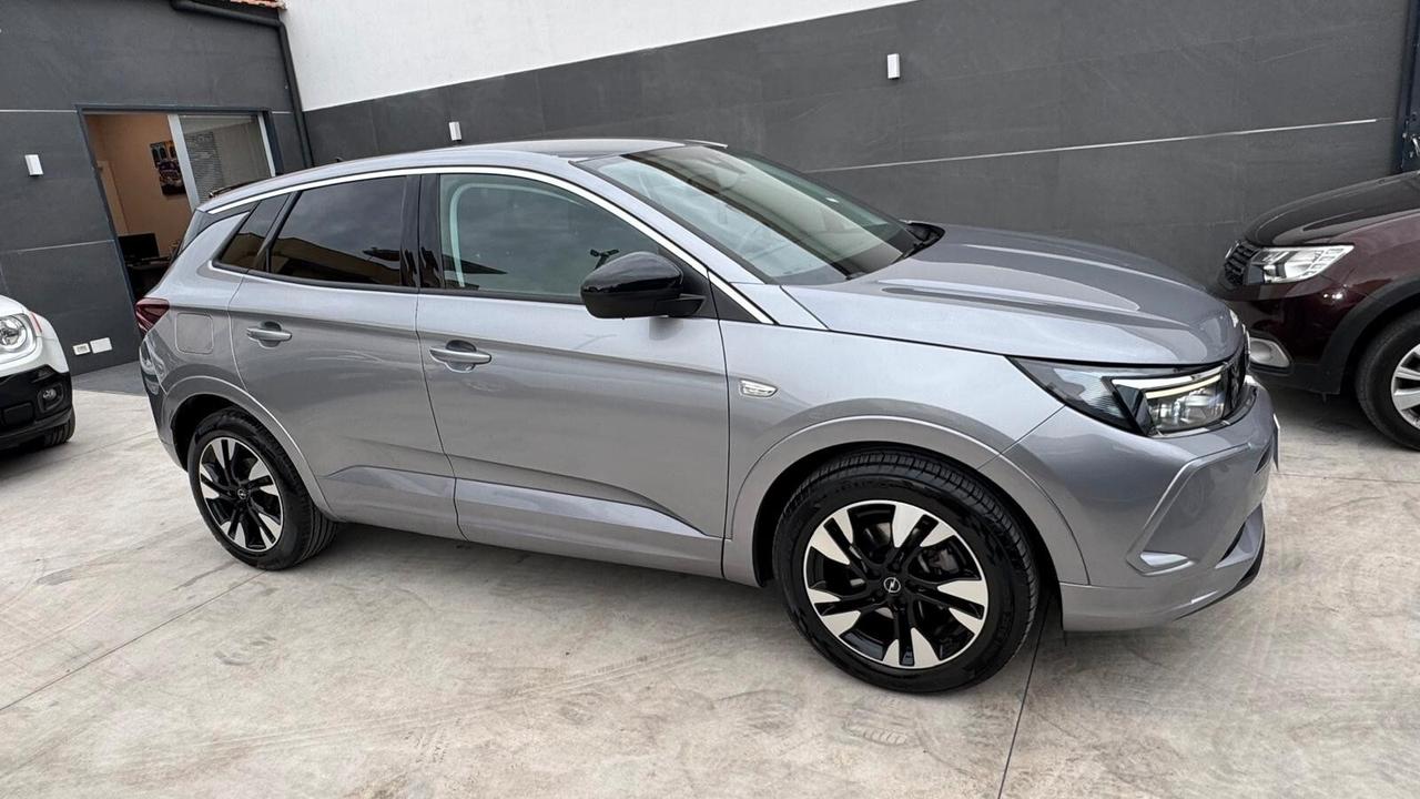 Opel Grandland 1.5 diesel Ecotec aut. Business Elegance